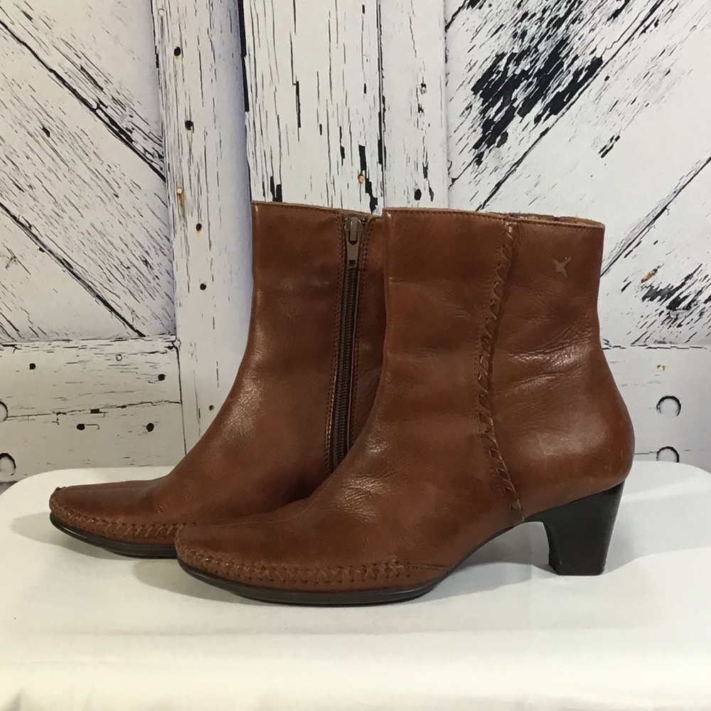 Pikolinos Brown Leather braided Heeled Boot Size 6